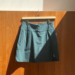 Alder Apparel performance skort, new with tags